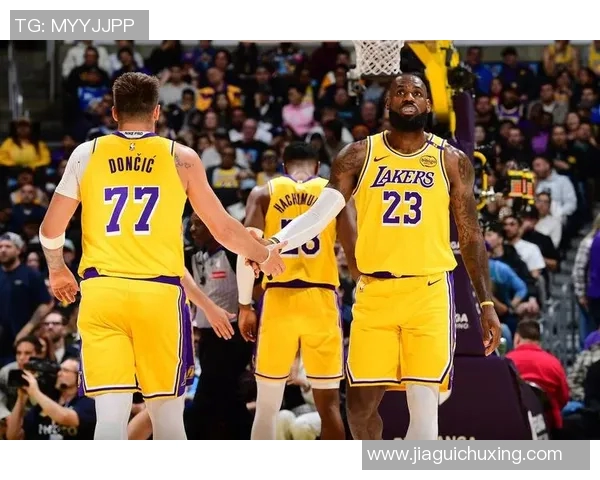 2年1660万联手“东詹” 艾顿同意加盟湖人 2年1660万联手“东詹” 艾顿同意加盟湖人