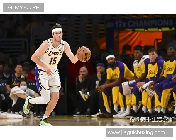 外线开炮!里夫斯三分命中还造犯规 打成3+1帮助湖人抹平分差 外线开炮!里夫斯三分命中还造犯规 打成3+1帮助湖人抹平分差